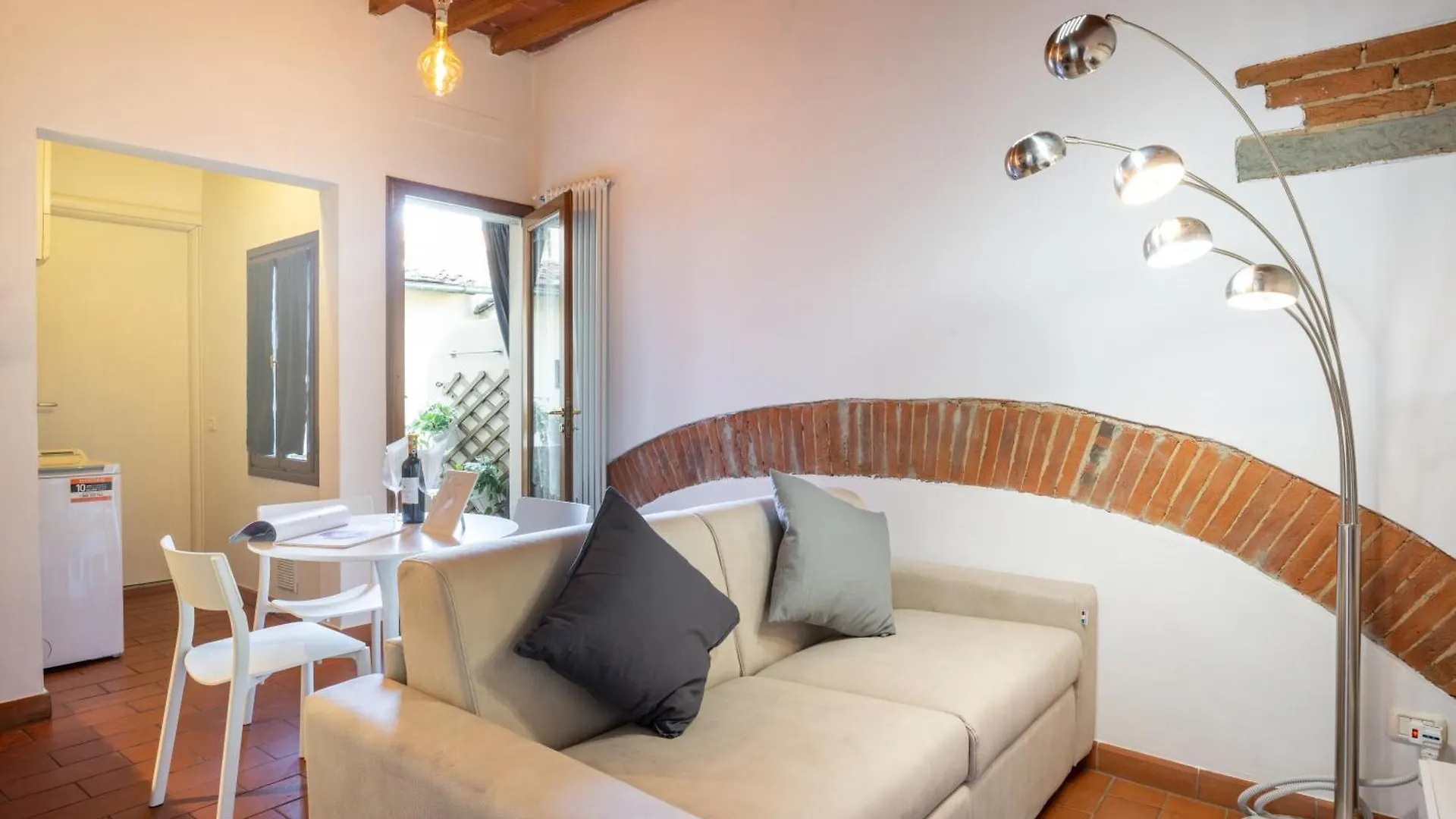 Tipica Cozy House + Parking! Lägenhet Florens Italien